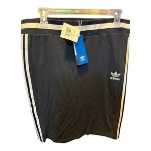 Adidas skirt Navy w/white stripes